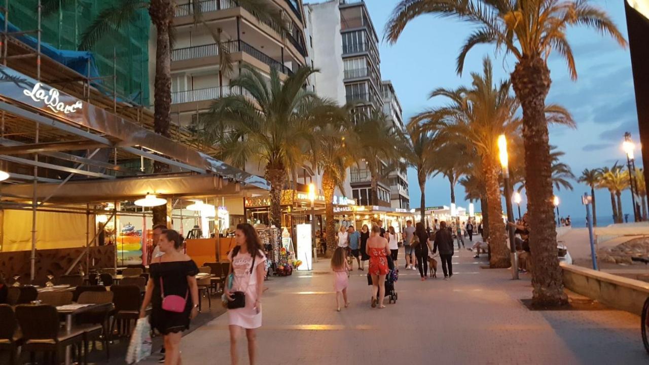 Apartment Center Salou Near Port Aventura Kültér fotó