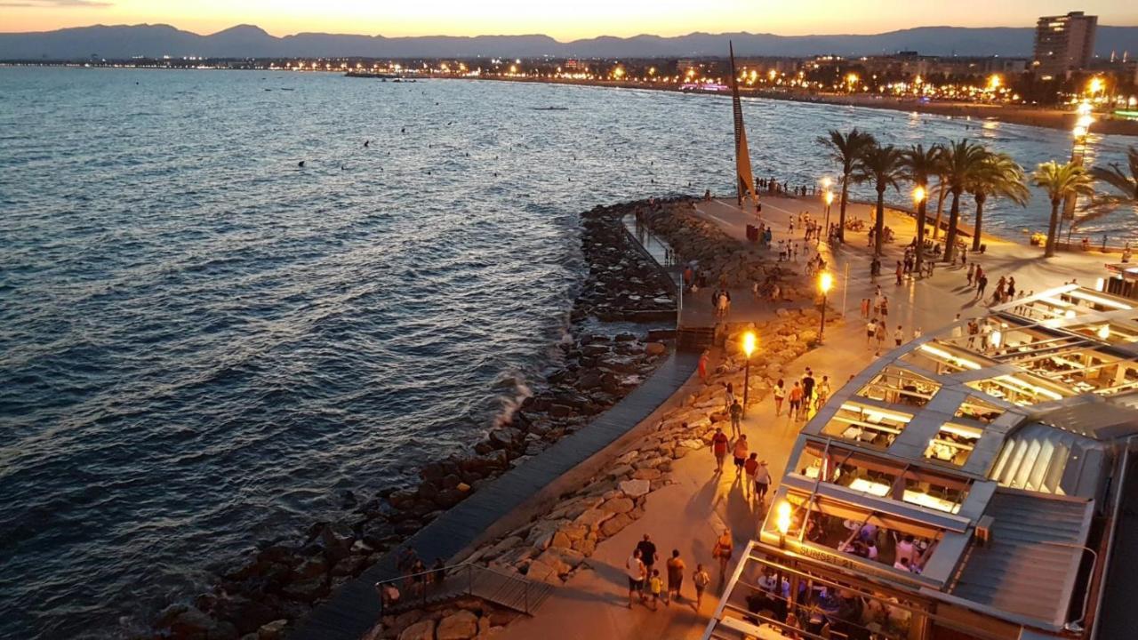 Apartment Center Salou Near Port Aventura Kültér fotó