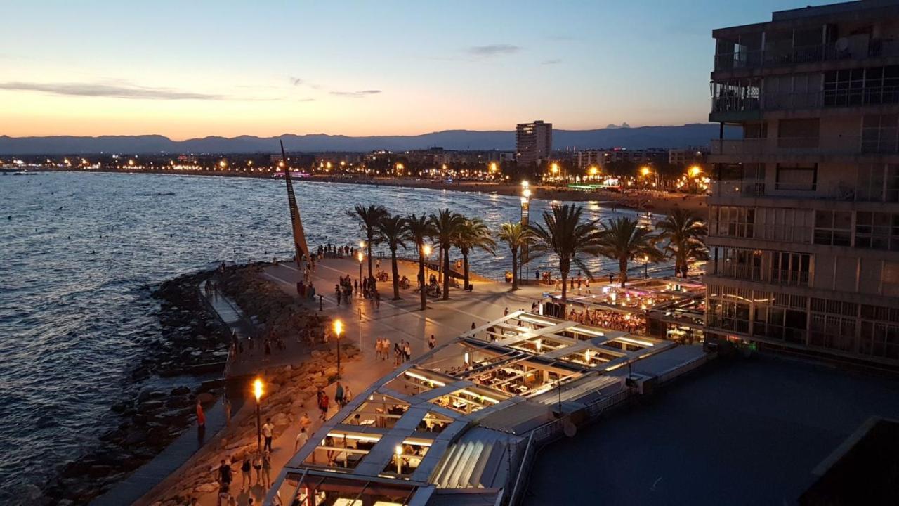 Apartment Center Salou Near Port Aventura Kültér fotó